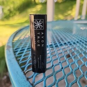 AVON TRUE COLOR NOURISHING LIPSTICK ROASTED CHESTNUT SEALED